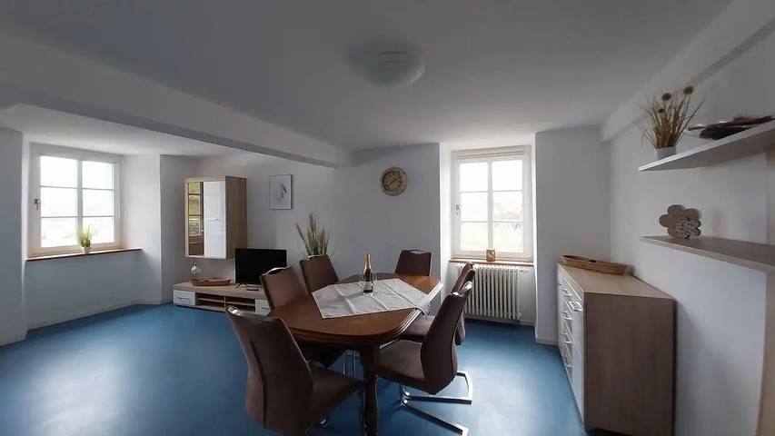 Ferienwohnung für 6 Personen, mit Garten