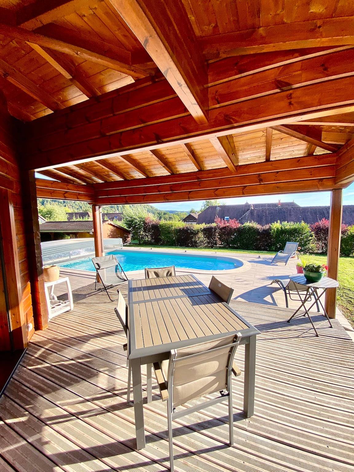 Chalet « Des Lacs » con piscina privada, terraza y Wi-Fi in Marigny (Jura), Jura Francais