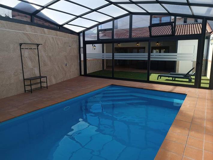 Casa rural para 12 personas, con jardín y piscina en La Moraña