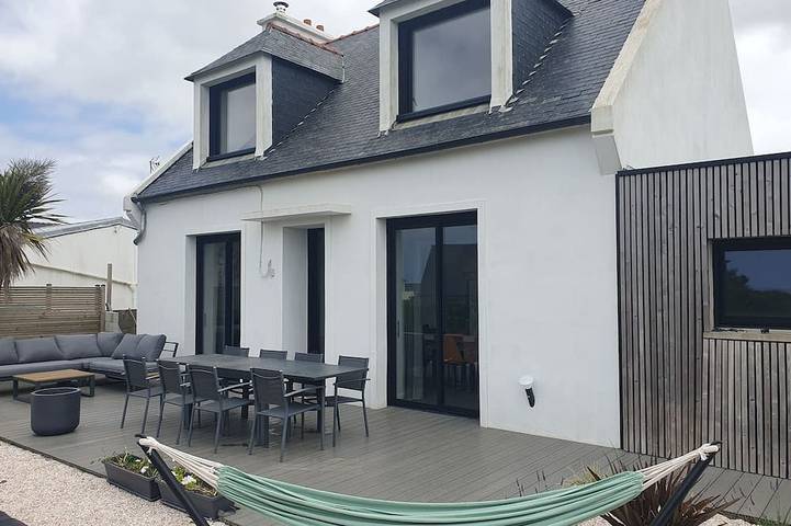 Ferienhaus für 8 Personen, mit Whirlpool und Terrasse sowie Garten