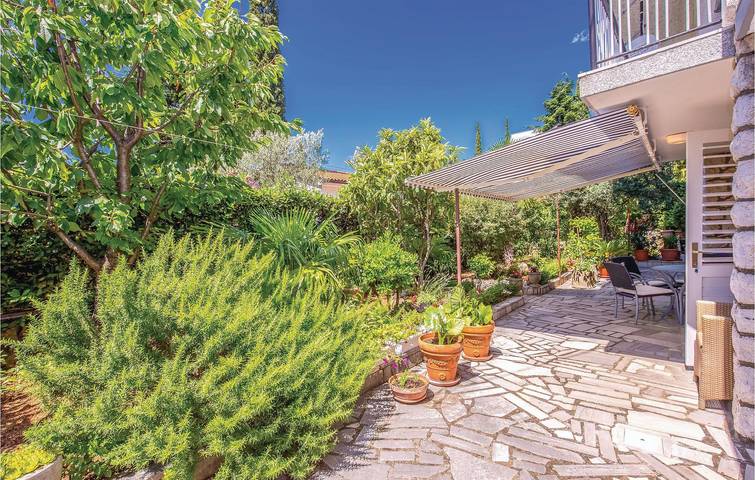 Ferienwohnung für 4 Personen, mit Terrasse in Selce - 2