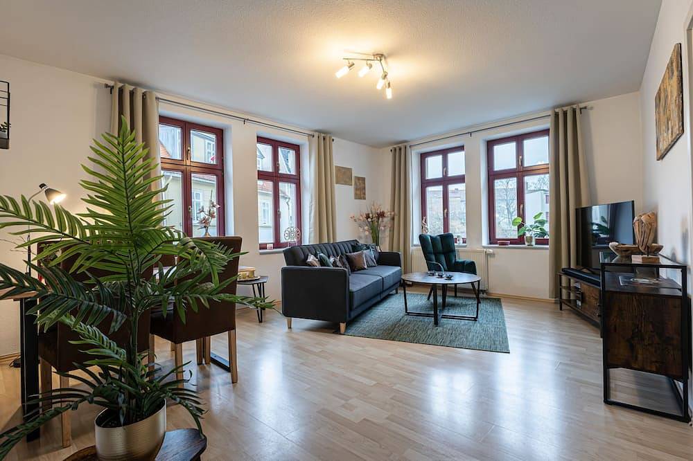 Ganze Wohnung, FeWo \"Schwarzes Gold\" mit 70m² für bis zu 5 Gäste in Naumburg, Saale-Unstrut