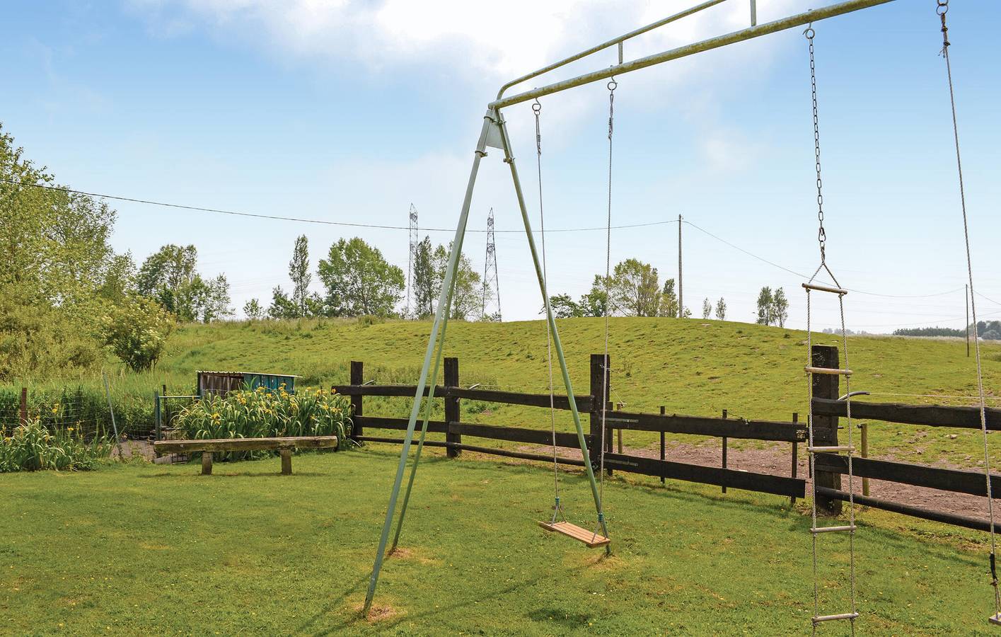 Appartement confortable près du centre de Coulogne et de la rivière in Hames-Boucres, Région de Calais