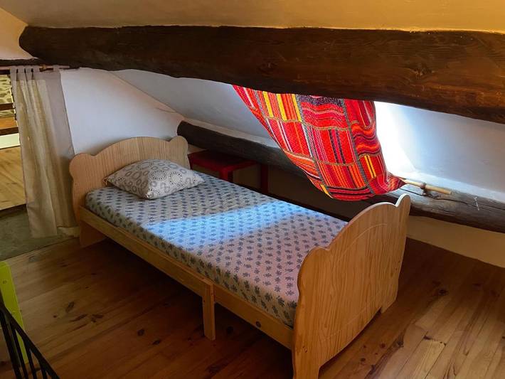 Gîte pour 4 personnes, avec vue et jardin, animaux acceptés à Saint-Mélany - 2