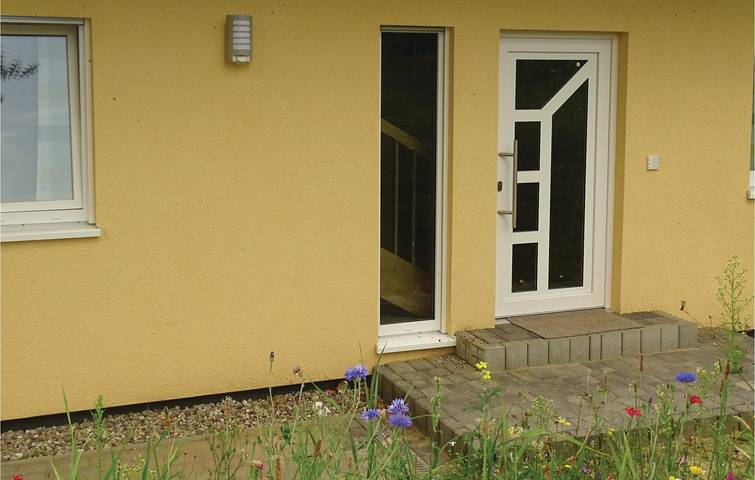 Ganze Ferienwohnung, Gemütliches Apartment am Strand mit Parkplatz und Internet in Boiensdorf, Neuburg