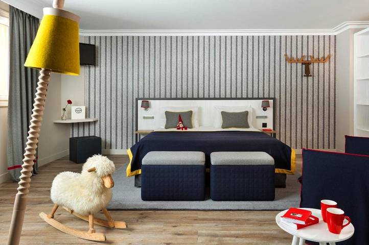 Hôtel pour 2 personnes, avec piscine et terrasse ainsi que bassin pour enfant et sauna
