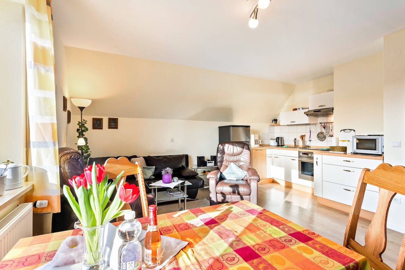 Ganze Wohnung, Fewo 'Casa Felicitas, 51qm' mit Seeblick und privatem Garten in Möhnesee, Kreis Soest