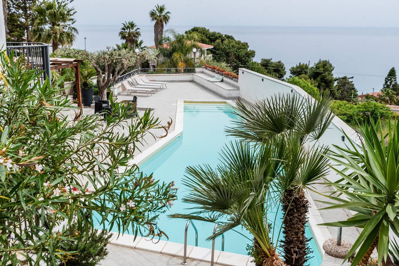 Villa 'Al Tramonto Vista Mare' with Sea View, Wi-Fi and Air Conditioning in Agrigento Province