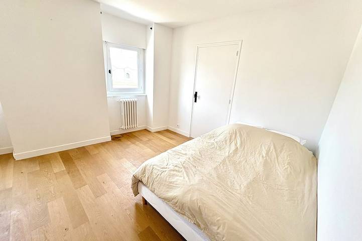 Appartement entier, Grand duplex avec jardin en centre-ville d'Auray in Auray, Côte des Mégalithes