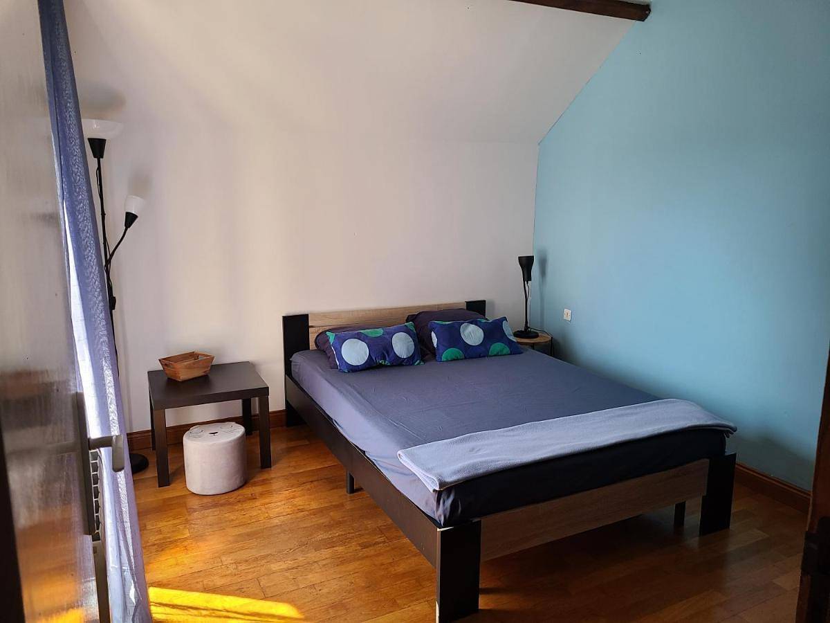 Appartement de vacances entier, Chambre Chez l'Habitant à coté de Chenonceaux et Amboise in Dierre, Région de Tours