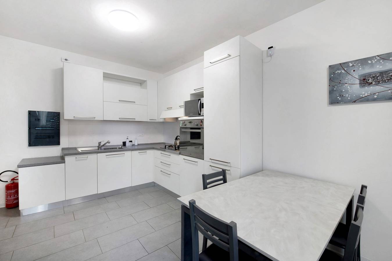 Appartement entier, Appartement 'Easy Como Stay avec parking', terrasse partagée, Wi-Fi et climatisation in Côme, Lac de Côme