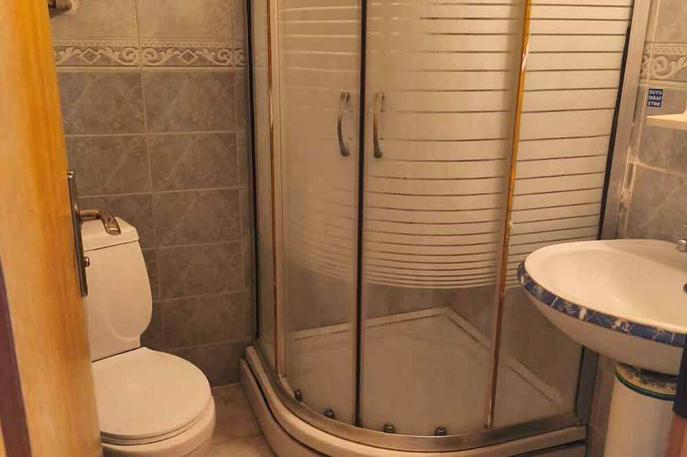 Entire apartment, Family Apartment 5 minutes to beach with swimming pool and  snack restaurant in Didim, Aydın Province