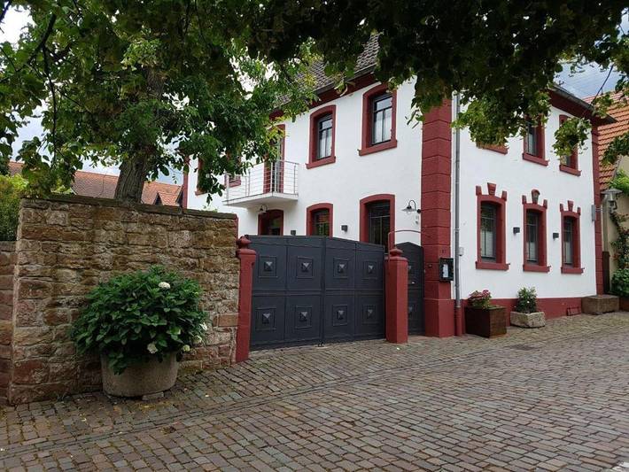 Ferienwohnung für 2 Personen, mit Garten und Ausblick