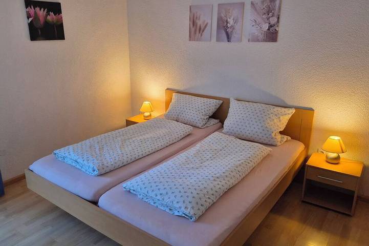 Ferienwohnung für 4 Personen, mit Terrasse und Garten in Hüfingen - 2