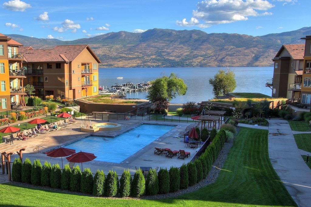 Ganze Wohnung, Luxuriöse Penthouse Suite am Strand im Barona Beach Resort! in West Kelowna, Crystal Mountain