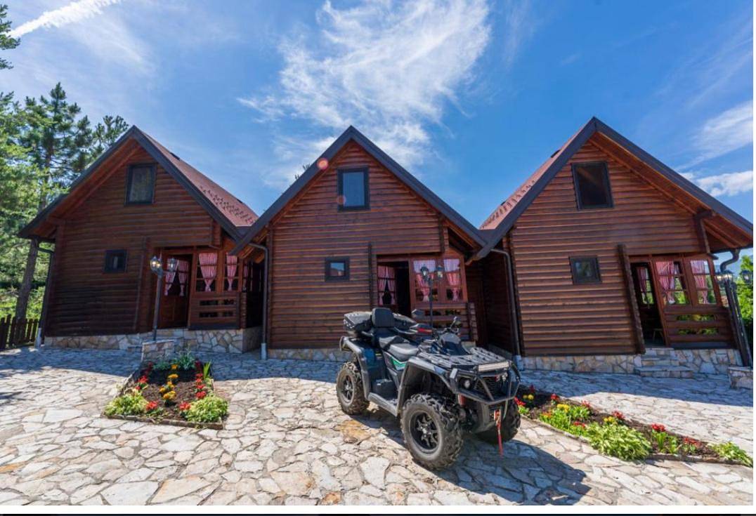 One-Bedroom Chalet in Cajetina, Serbia Centralna