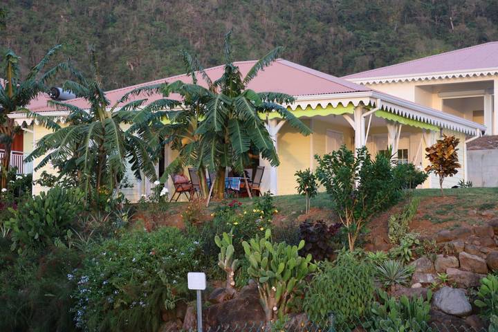 Location de vacances pour 4 personnes, avec jardin et terrasse à Les Anses-d'Arlet - 4