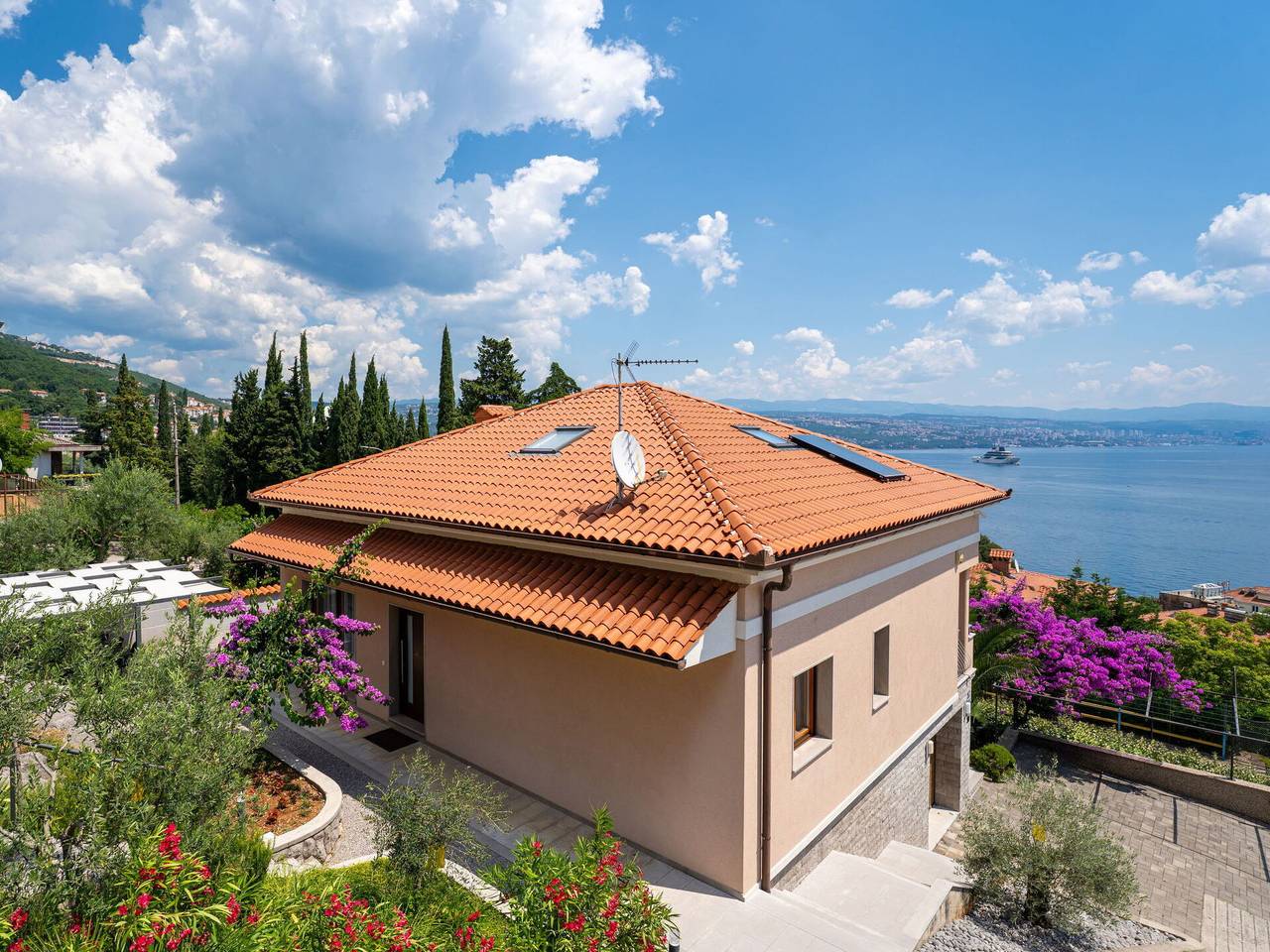 Salvia - Salvia 159.1 in Opatija Riviera