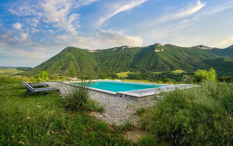 Chambre d’hôte pour 2 personnes, avec piscine et jardin à Félines-sur-Rimandoule