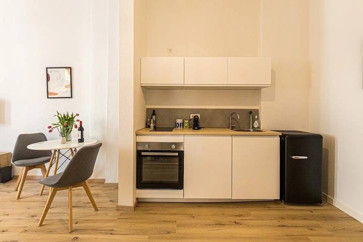 Ganze Ferienwohnung, * Clara-Zetkin-Park | Küche | Netflix * in Leipzig Mitte, Leipzig