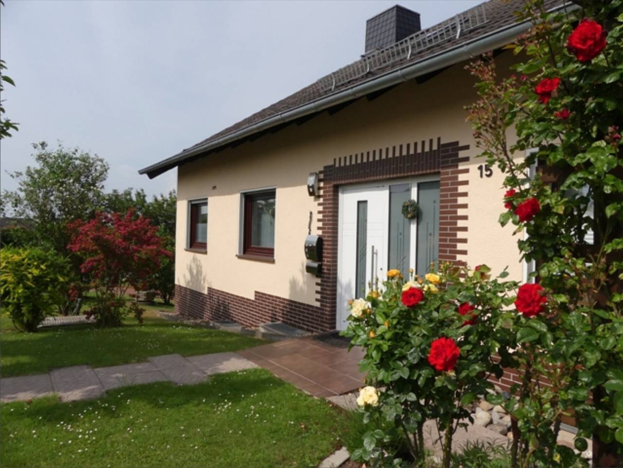 Ganze Wohnung, Ferienwohnung Sigrun" mit Gemeinschaftsterrasse, Gemeinschaftsgarten und Wlan in Niedenstein, Schwalm-Eder-Kreis