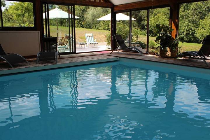 Gîte pour 2 personnes, avec vue et piscine à Glanville - 2