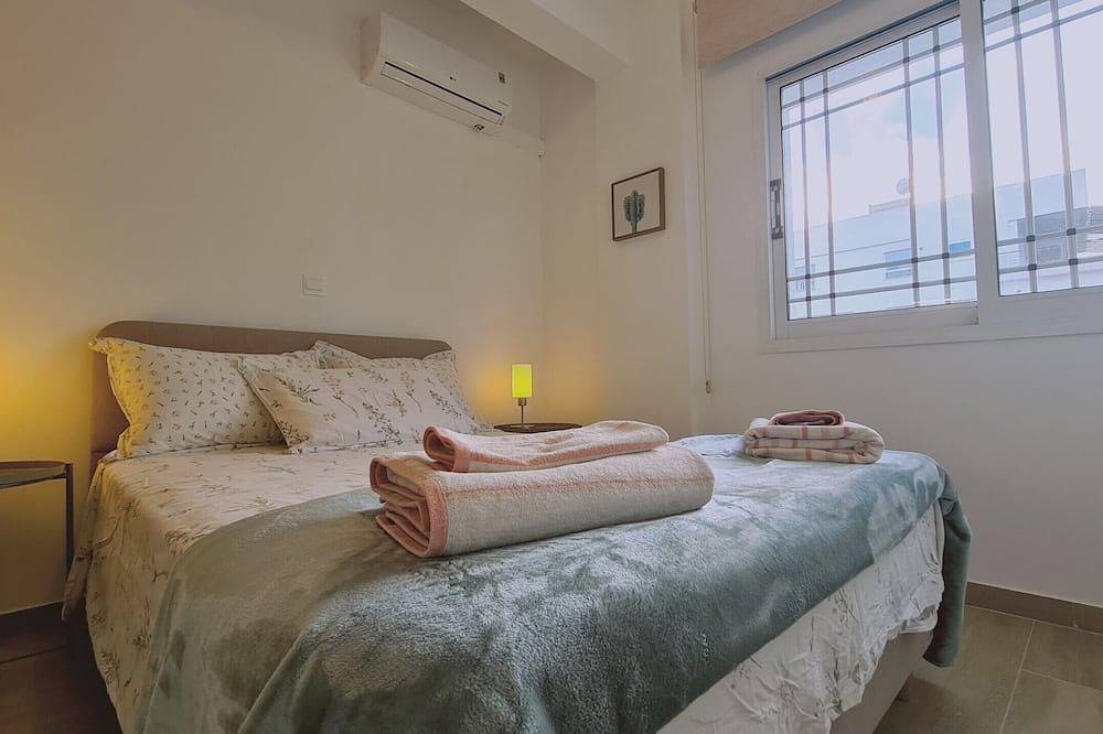 Ganze Wohnung, Stay Sunlit Harbor Apartment in Limassol, Südzypern