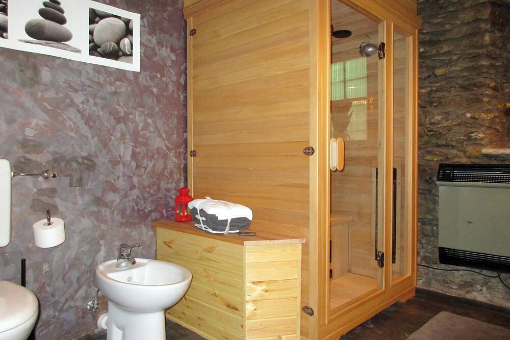 Single Chalet mit Garten und Dienstleistungen für Ihr körperliches und geistiges Wohlbefinden in Spiaggia del Sasso, Comune di Verbania