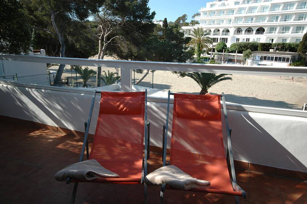 Bungalow on Cala d'Or beach in Cala d'Or, Santanyí