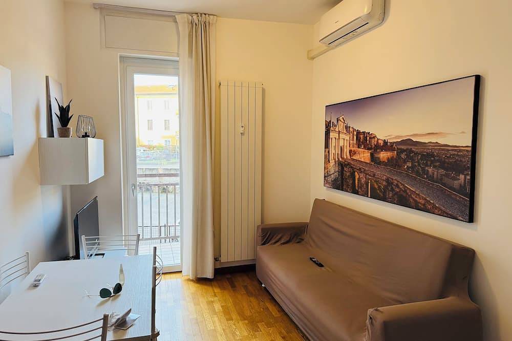 Entire apartment, Central Quiet Flat Free Parking in Bergamo, Bergamo Province