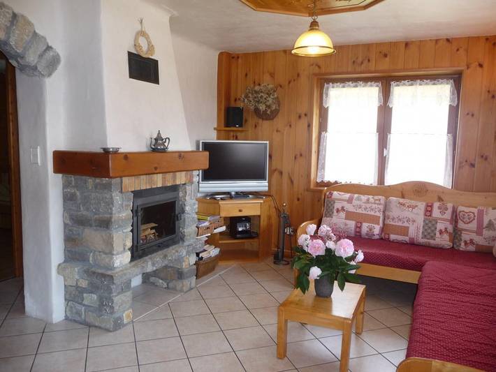 Gîte pour 6 personnes, avec jardin à Champagny-en-Vanoise - 3