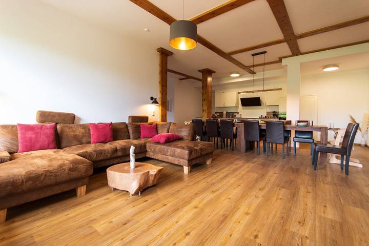 Ferienhaus für 24 Personen, mit Ausblick und Garten, mit Haustier in Braunlage - 2