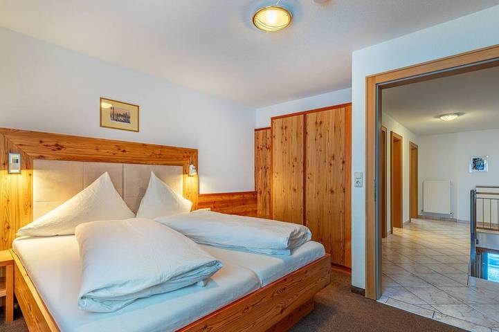 Ferienwohnung für 11 Personen, mit Sauna und Balkon in See - 4