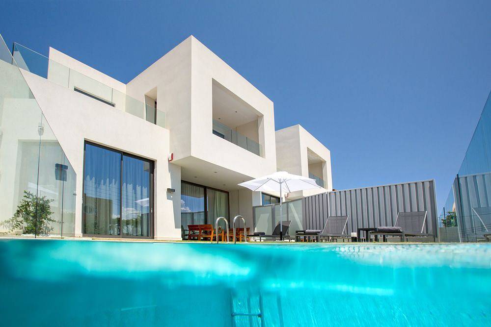 Villa für 10 Personen mit Garten in Agioi Apostoli, Chania und Umgebung