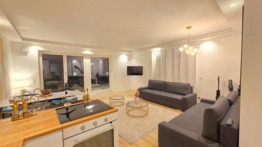 Ferienwohnung für 8 Personen, mit Balkon und Terrasse in Sendling München - 2