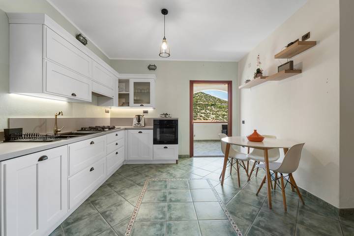 Casa Vacanze 'Buggerru Hugo' con Vista Mare, Terrazza Privata e Aria Condizionata in Buggerru, Costa Verde (Sardegna)