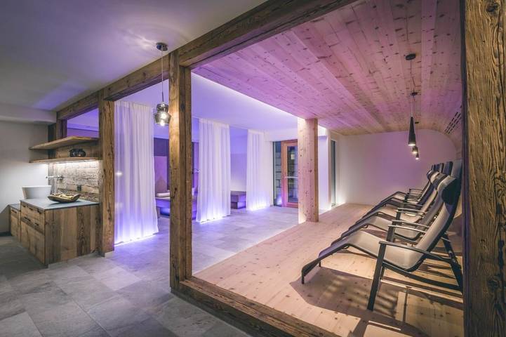 Ferienhaus für 6 Personen, mit Sauna und Ausblick sowie Garten und Pool, mit Haustier in Corvara in Badia - 3