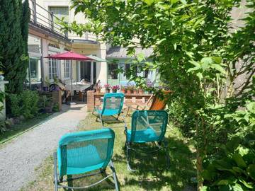 Chambre d’hôte pour 4 personnes, avec jardin et terrasse à Aigurande