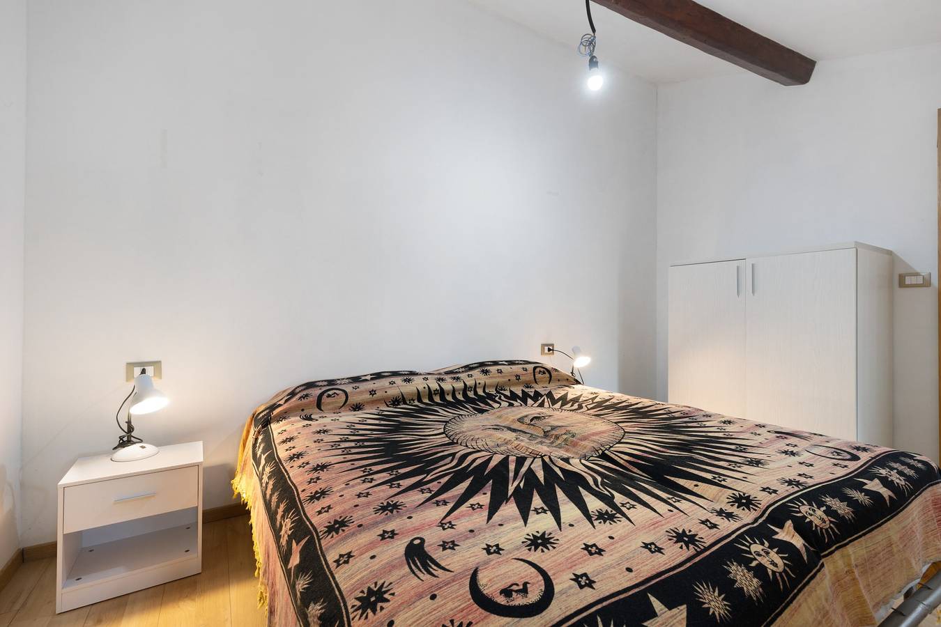 Apartamento entero, Apartamento 'La Rocca' con balcón y Wi-Fi in Rovereto, Trentino