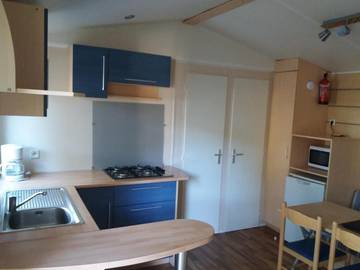 Camping pour 6 Personnes dans Bizanet, Côte d'Améthyste, Photo 2