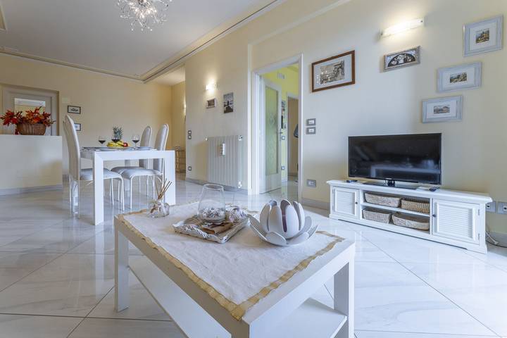 Gîte pour 6 personnes, avec terrasse, animaux acceptés à Montecatini-Terme - 2