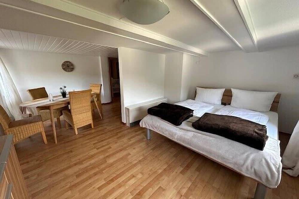 Ganze Wohnung, Charmantes Fachwerkhaus (95qm) in ruhiger Lage mit Garten in Hilchenbach, Kreis Siegen-Wittgenstein