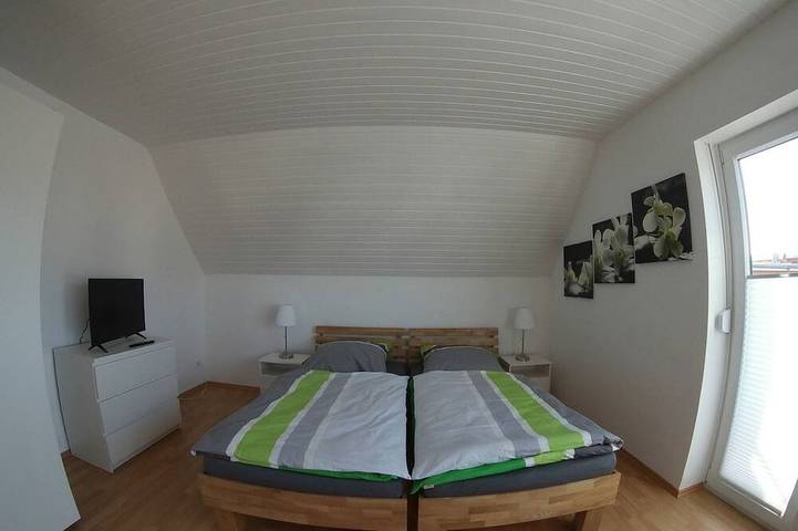 Ferienwohnung für 4 Personen, mit Balkon in Kelkheim