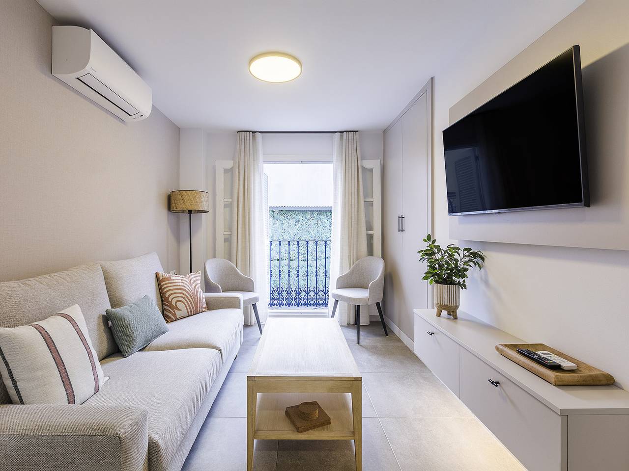 Apartamento entero, Moderno apartamento con calefacción y aire acondicionado en Torre del Mar in Playa de Torre del Mar, Torre del Mar