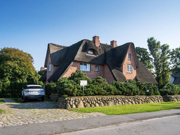 Haus Carstensen Nord - Reetdachhaus für 7 Pers. mit Sauna, Garten, Stellplatz, Wlan, Haustiere erlaubt. in Keitum, Sylt (Gemeinde)