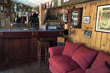 Gîte pour 4 personnes, avec jacuzzi et sauna ainsi que jardin et terrasse dans Claouey