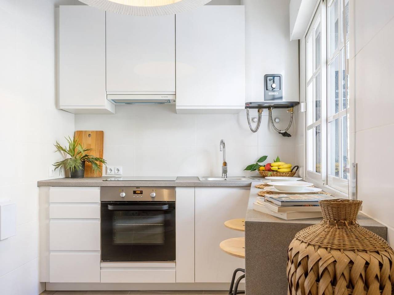 Appartement entier, Appartement 2 chambres à Málaga, proche attractions, confort moderne, Internet, clim, 60m². in Centre-ville Malaga, Malaga