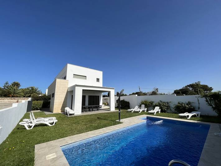 Chalet para 11 personas, con terraza y piscina en Fuente del Gallo