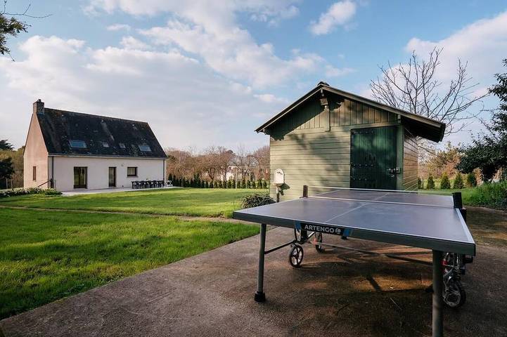 Location de vacances pour 15 personnes, avec Terrasse et Jardin dans Plage de Pont-Mahé