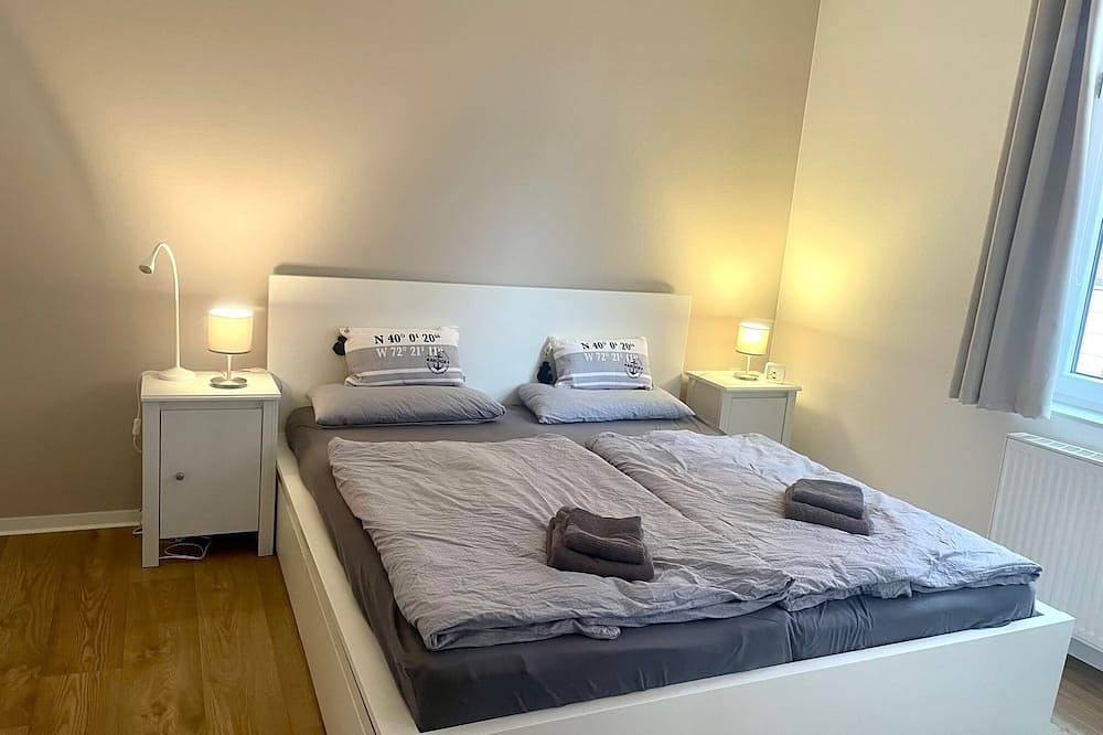 Entire apartment, Exclusive apartment for 4 with sea view and roof terrace in Juist